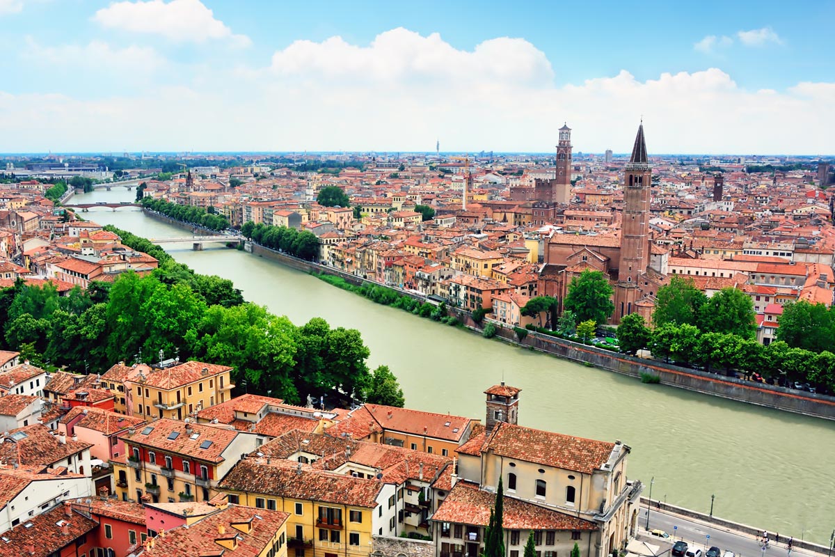 Vliegticket Verona? Goedkopevliegtuigtickets.be Vliegticket Verona? Goedkopevliegtuigtickets.be